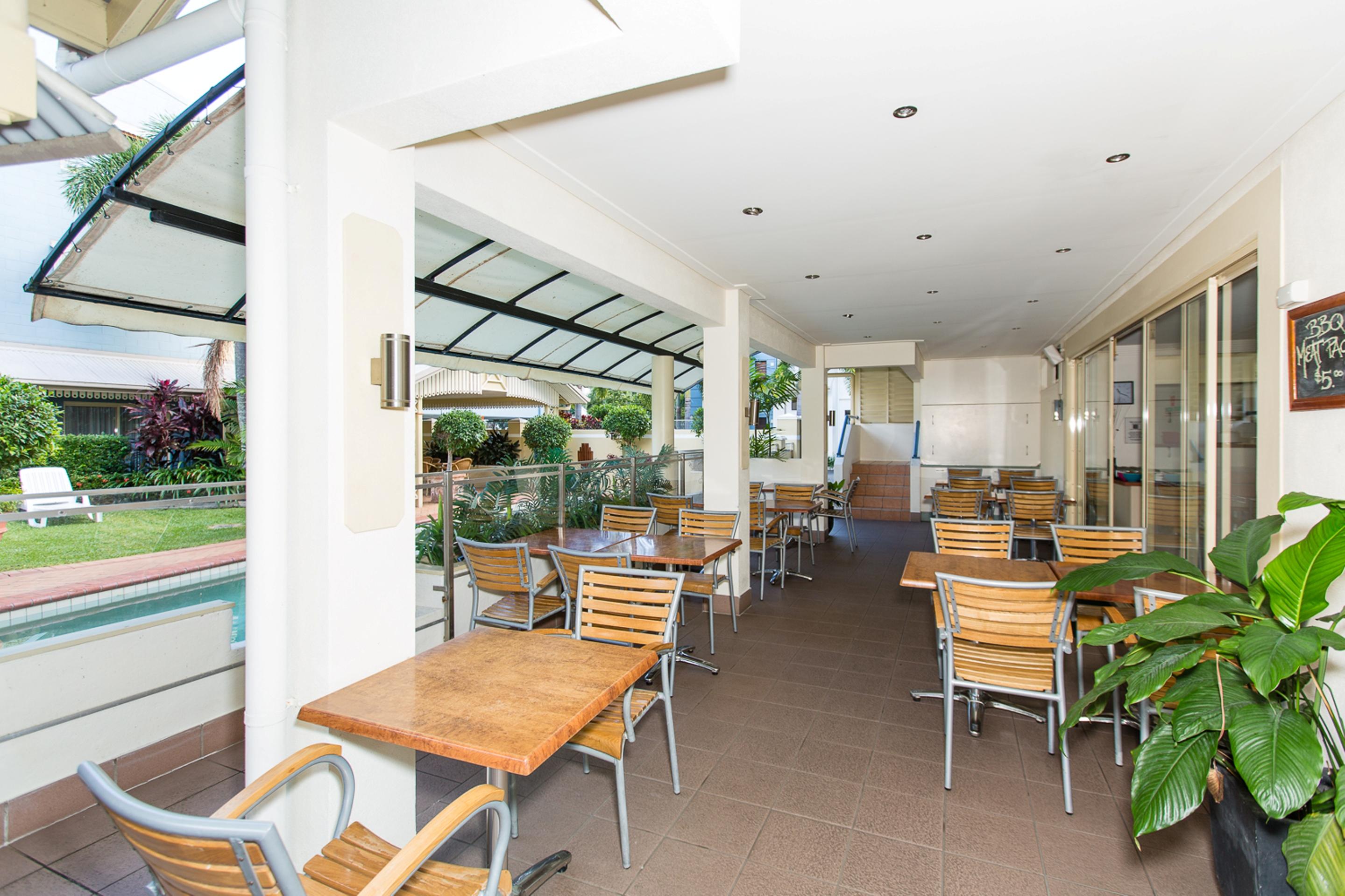 Cairns Queens Court Екстериор снимка