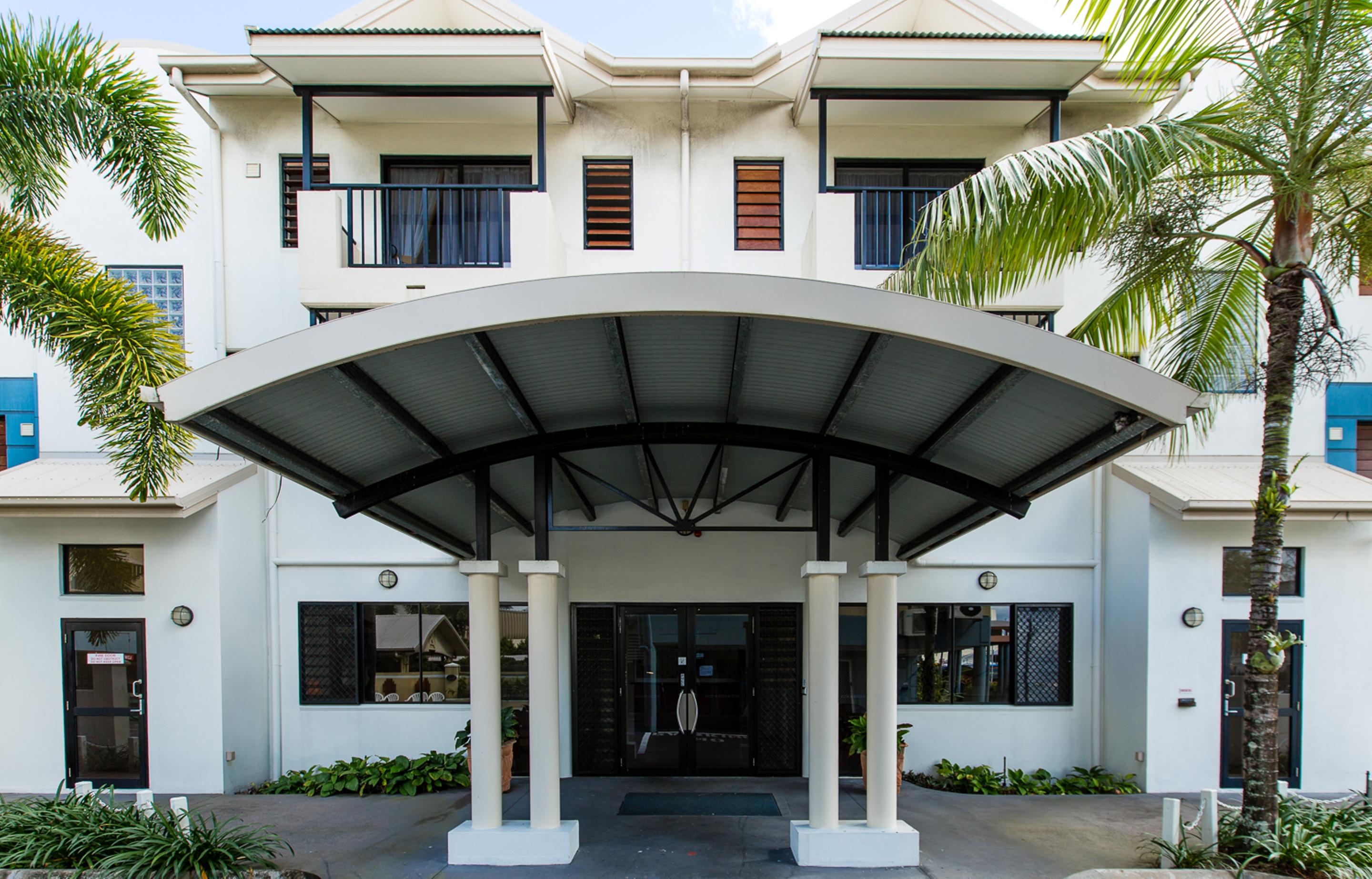 Cairns Queens Court Екстериор снимка