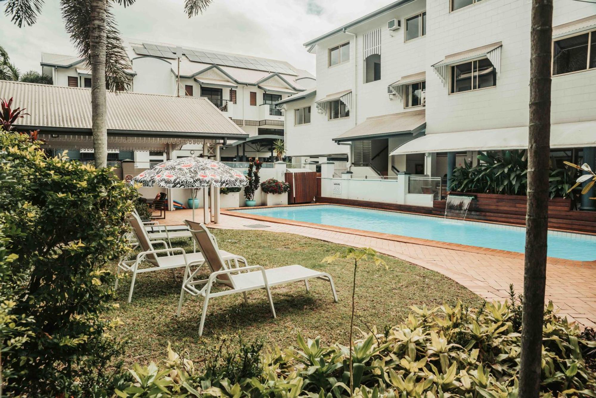 Cairns Queens Court Екстериор снимка