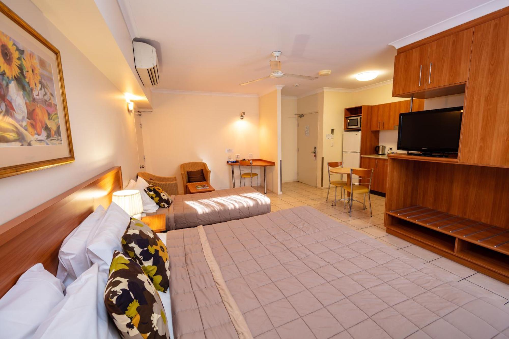 Cairns Queens Court Екстериор снимка