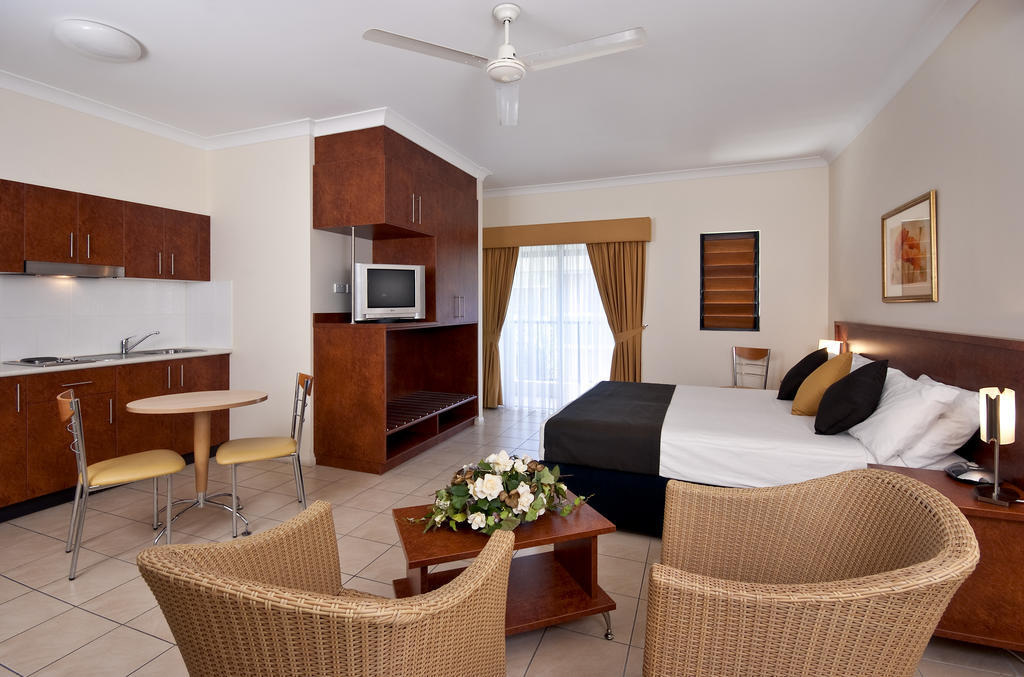 Cairns Queens Court Екстериор снимка